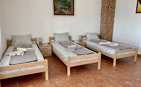 Apartments Klikovac Liman II